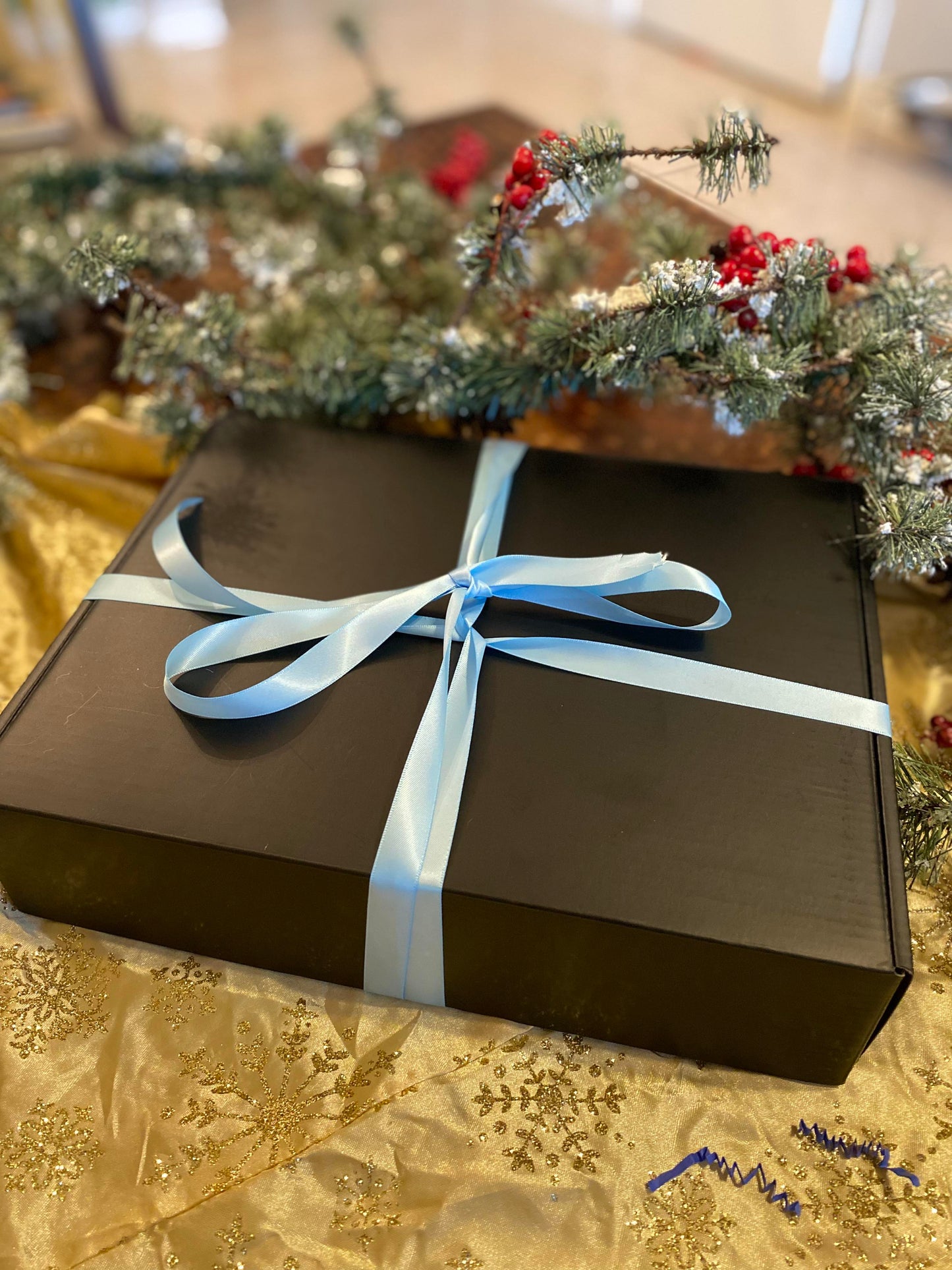 Bungalower Holiday Gift Box